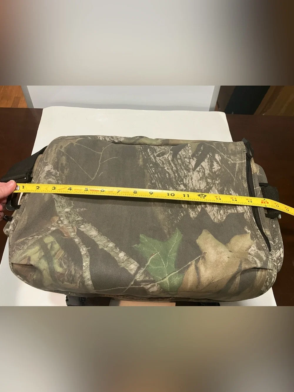 N/A camouflage straps carrying